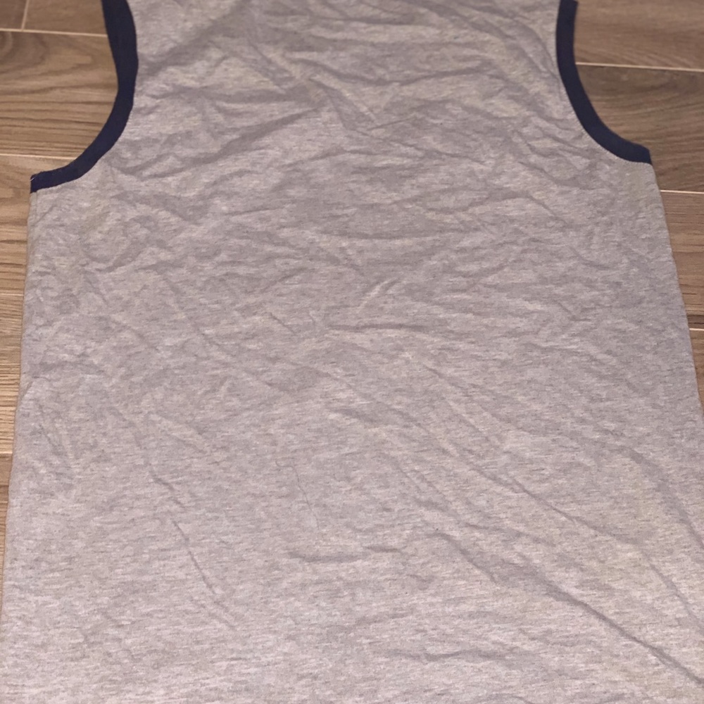 PERFECT CONDITION SLEEVE LESS - Picture 2 of 4